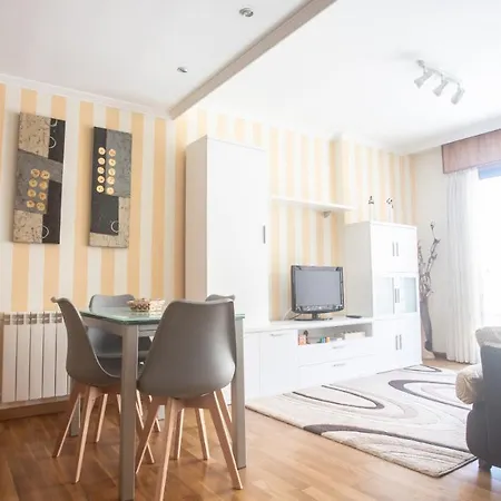 En El Centro Con Plaza De Garaje 公寓