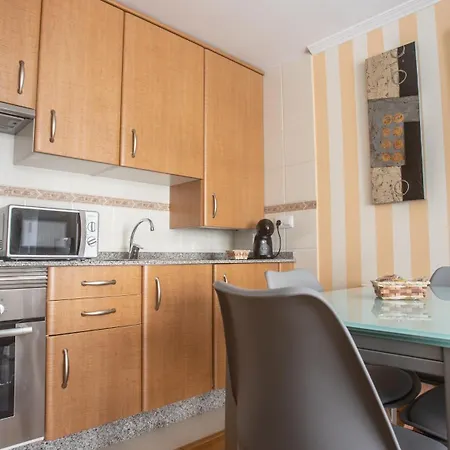 Apartment En El Centro Con Plaza De Garaje A Guarda