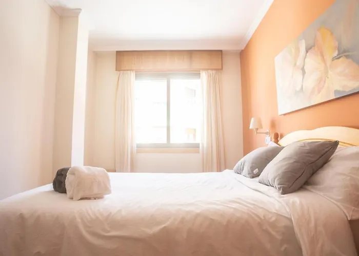 En El Centro Con Plaza De Garaje * А-Гуарда